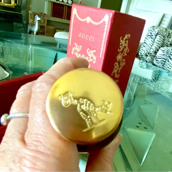 GUCCI. “A Gloaming Night” Alchemist collection. Retails $384 online & in store❤️ - Picture 12 of 16